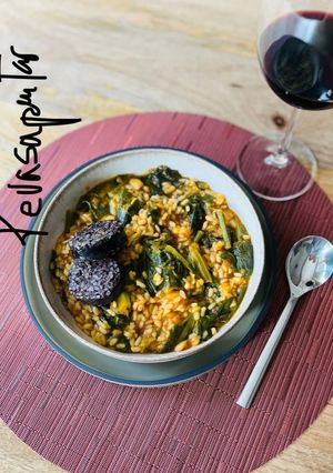 Una foto de Arròs amb Bledes (arroz con acelgas) 🥬 🥬