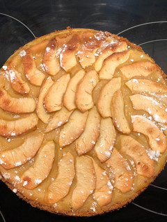 Una foto de Tarta de manzana(Sin huevo)