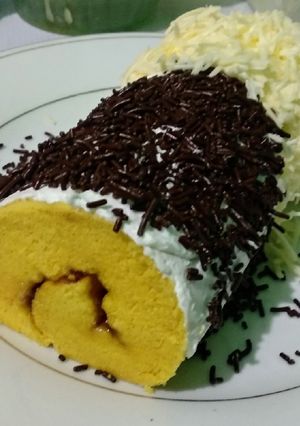 Foto resep Bolu gulung strawberry yummy 😋😋