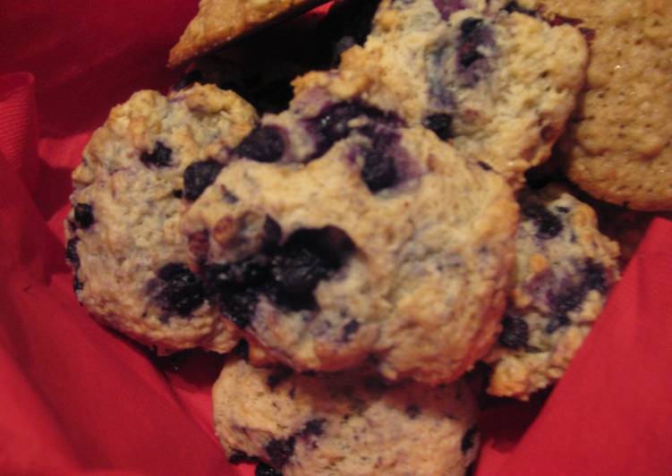 Recipe of Appetizing Blueberry Hot Biscuit (Scone)