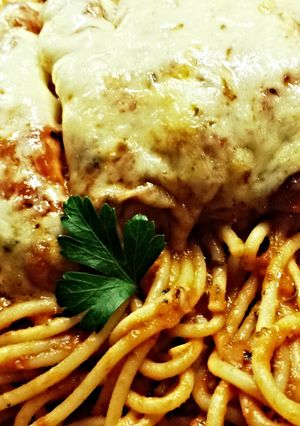 A picture of Chicken Parmigiana.