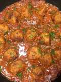 ลูกชิ้นเนื้อในซอสมะเขือเทศ (Meatballs in Tomato Sauce)