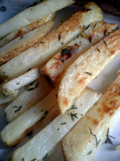 A picture of 'Thyme Fries' (vegan).