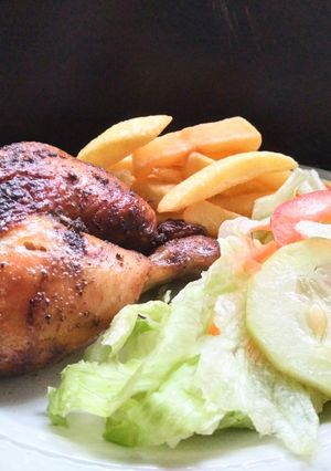 Una foto de Pollo a la Brasa Casero estilo Oriental 👍🇵🇪