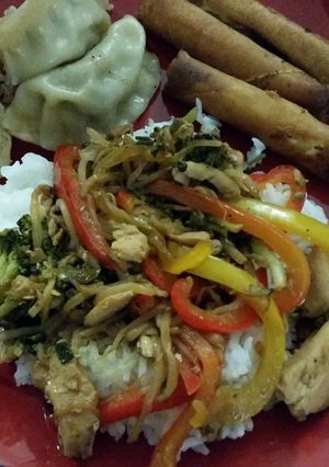 A picture of Chicken & Vegetable Stir Fry.