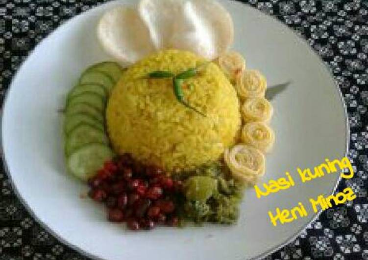 Nasi kuning(sangu koneng)