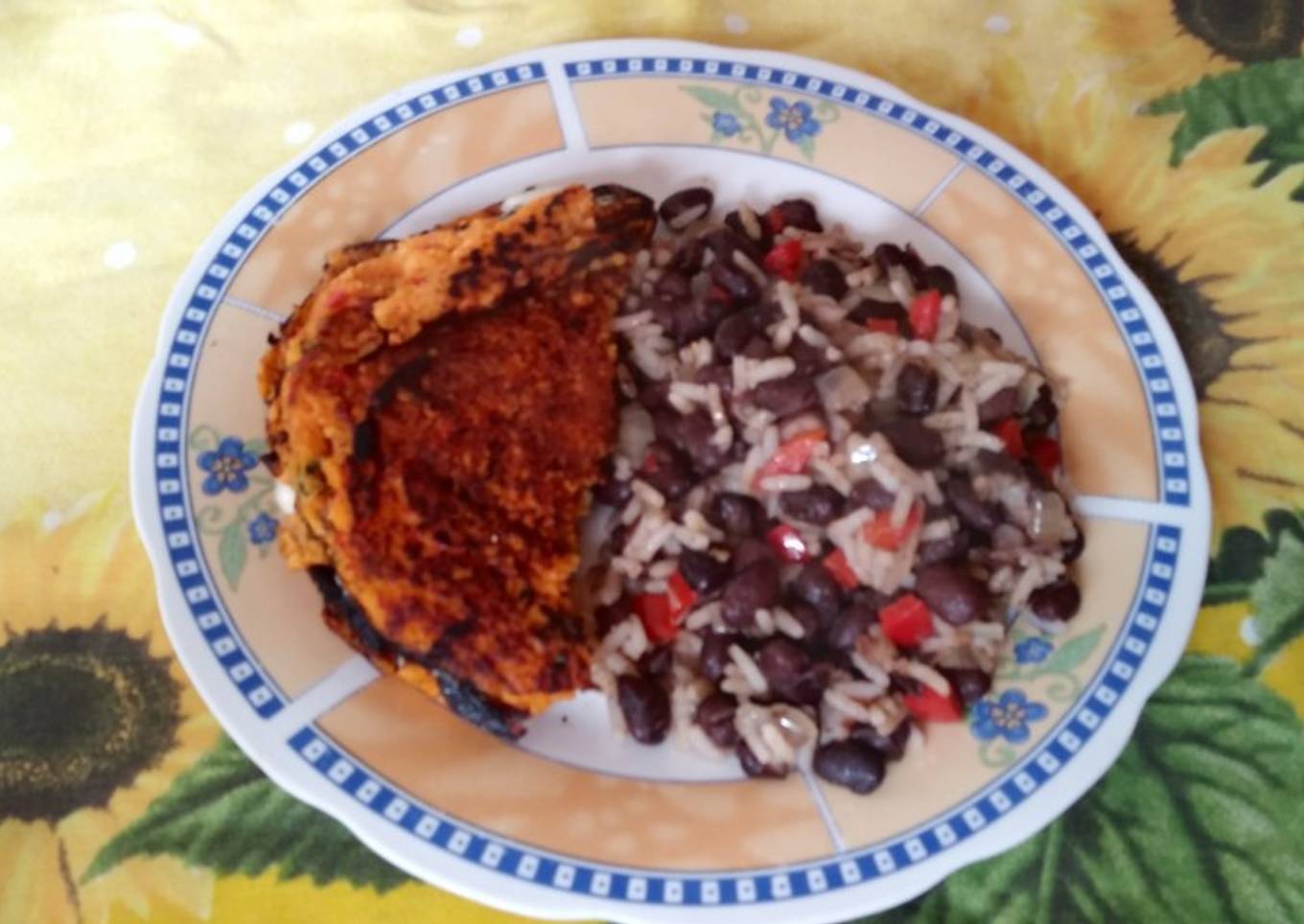 Omelette de Calabaza con Porotos Negros y Arroz 💪
