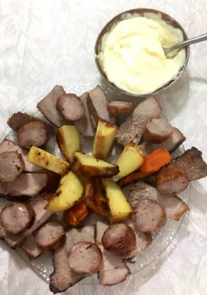 Una foto de Carne con papas