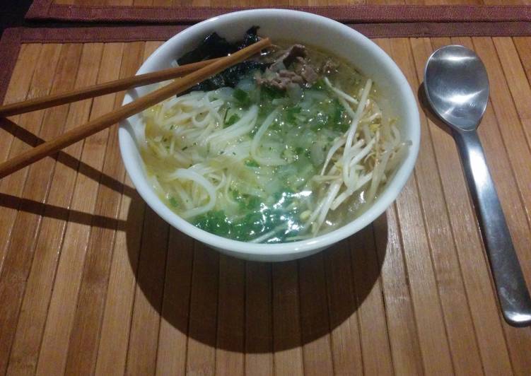 Traditional Japanese Ramen (with beef)