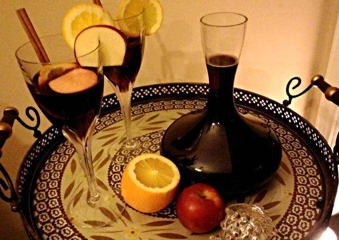 Easiest Way to Prepare Authentic Warm Spiced Mulled Wine for Lunch Food