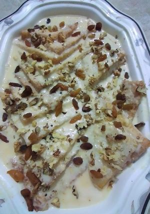 A picture of Shahi tukray.