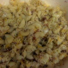 A picture of Bacon Ranch pasta salad.
