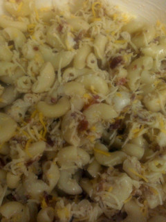 A picture of Bacon Ranch pasta salad.