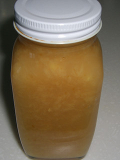 A picture of Ginger Jam with Apples.