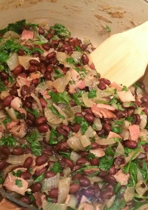A picture of Brazilian feijoada.