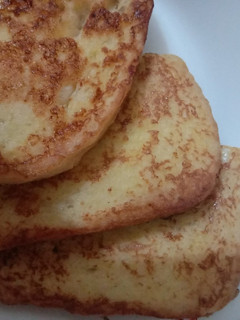 A picture of French Toast 🍞.