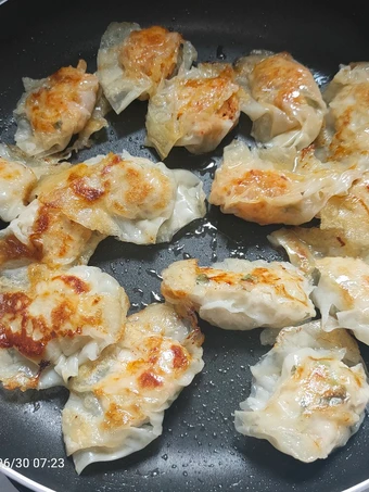 Langkah Gampang Membikin Resep Gyoza ayam udang kol, dan kimchi yang Bikin Ngiler Anti Ribet, Mantap Sekali