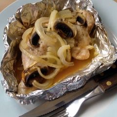 A picture of Vickys Tasty Baked Chicken Parcels, GF DF EF SF NF.