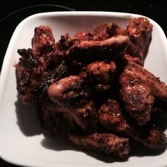 A picture of Savory Chicken Wings.