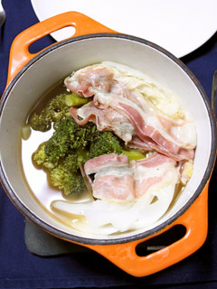 A picture of No Soup Stock Needed Chinese Cabbage Pot au Feu.