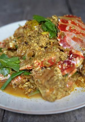 A picture of Stir fried Crabs with curry powder.
