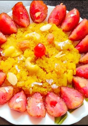 A picture of Diwali Special Rava Halwa/Suji Halwa/Rava Halwa.