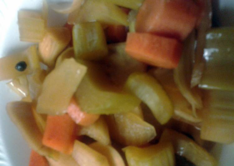 Simple Way to Prepare Homemade pickled veggies