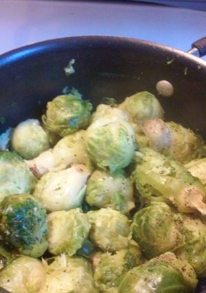 A picture of Boiled brussel sprouts.