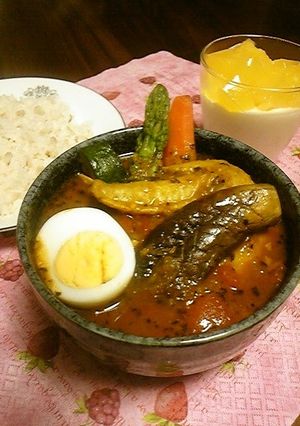 A picture of Chicken and Tomato Soup Curry.