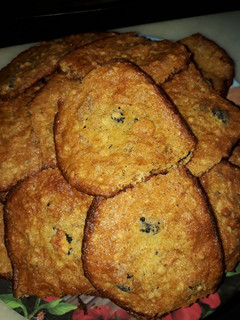 Una foto de Galletitas de granola y pasas 😊