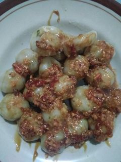 Foto resep Cilok Isi Sosis Bumbu Kacang