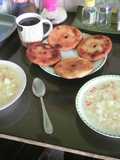 Caldo de papas con arepas fritas