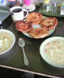 Caldo de papas con arepas fritas