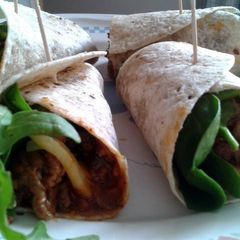 A picture of to die for wraps.