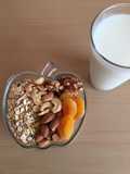 Mixed Grain Muesli with Apricot
