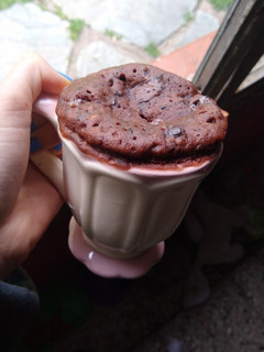 Una foto de Mug cake o torta en taza vegana