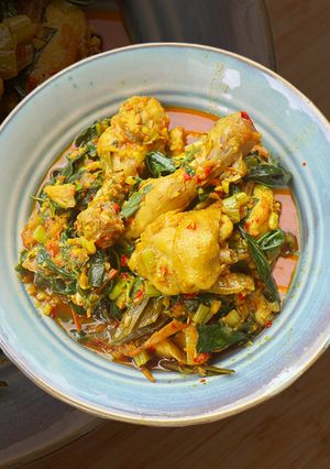 Foto resep Ayam Woku Khas Manado: PEDAS MAKNYUS