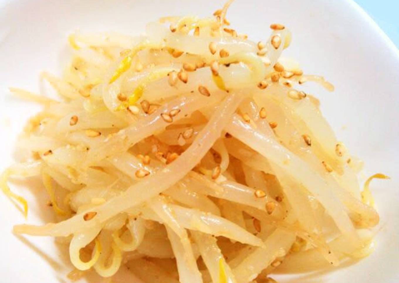 Easy & Crisp Bean Sprout Namul