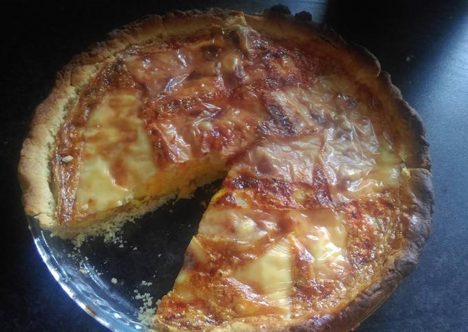 Mandys cheese tomato and onion quiche