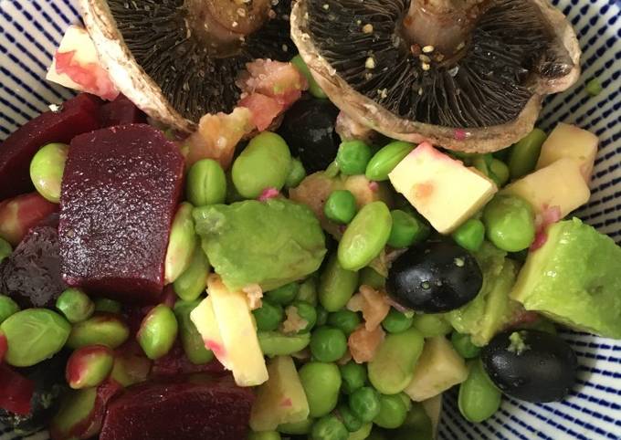 Beetroot, Edemane and mushroom salad - lunch