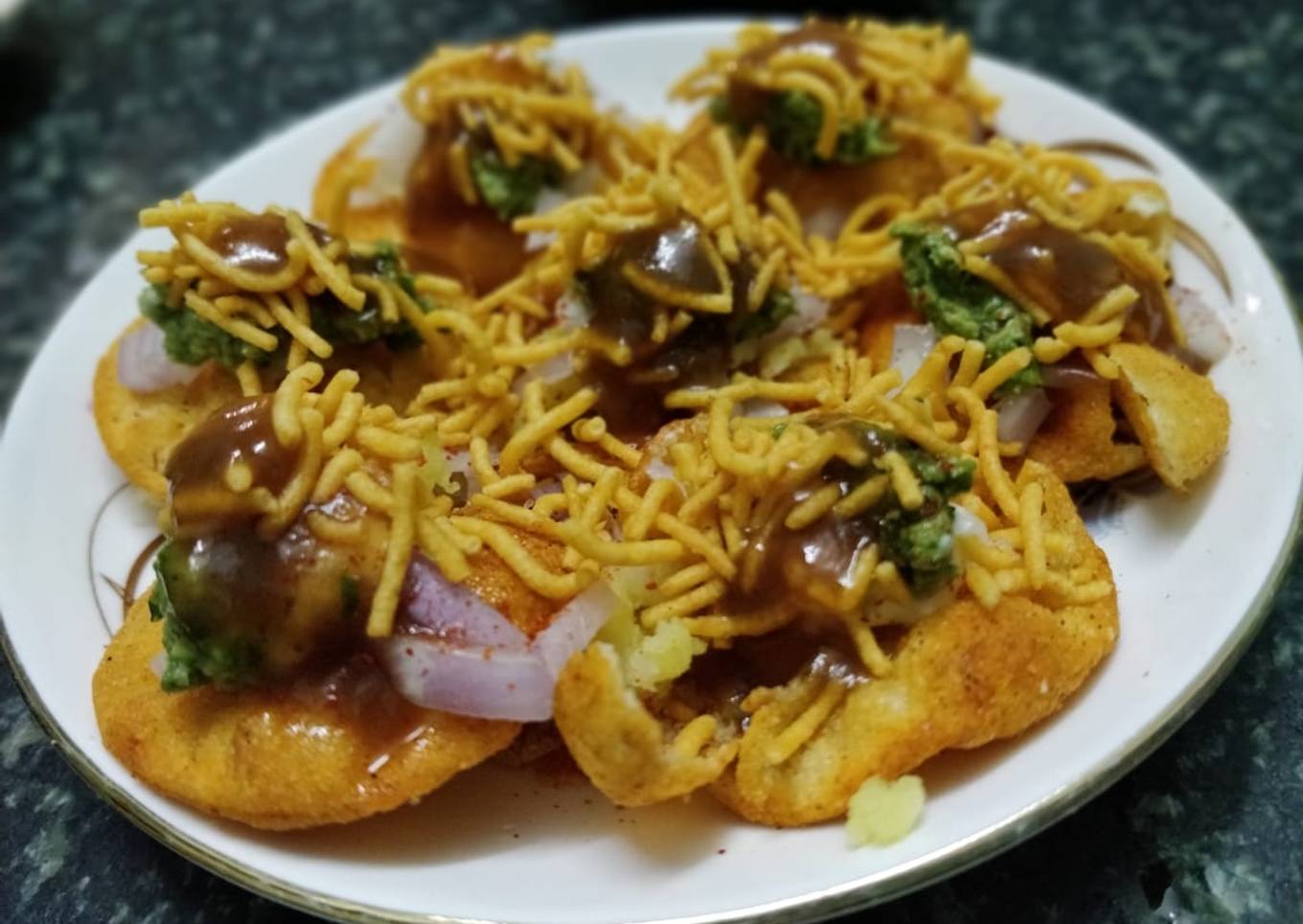 Sev puri/papdi chat