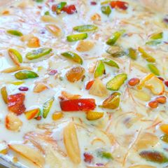 A picture of Sheer khurma.