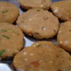 A picture of Shami kabab eid ki tayyari.
