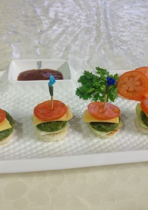 A picture of Spinach tikki.