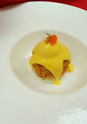 รูปของ Shrimp Ball, poach egg with hollandaise sauce