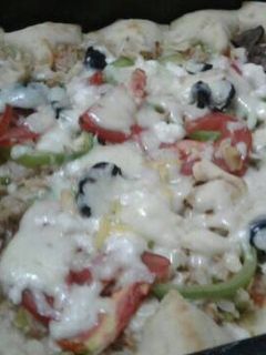 صورة لوصفة بيتزا التونة 😋😋😋