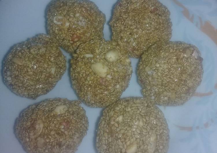 Sesame balls