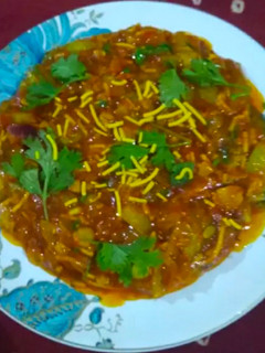ગલકા સેવ નું શાક (Galka Sev Shak Recipe In Gujarati) રેસીપી મુખ્ય ફોટો