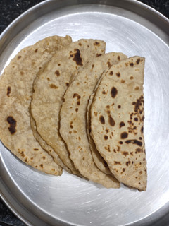 A picture of Roti.