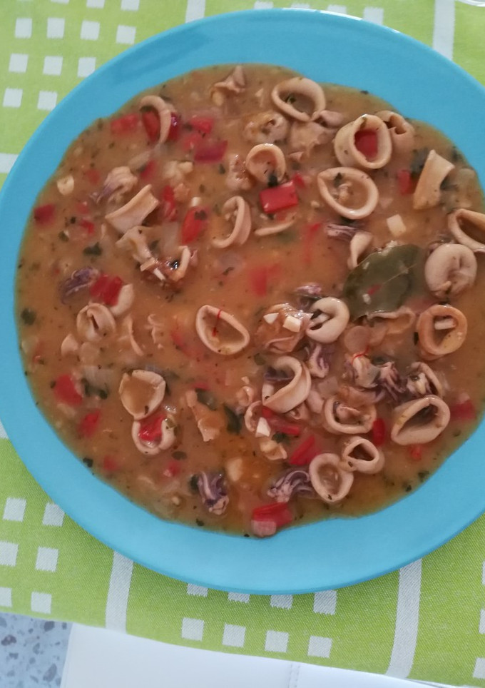 Una foto de Chipirones en salsa
